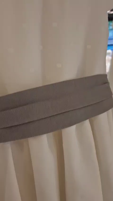Vestido de cerimónia da Niseret